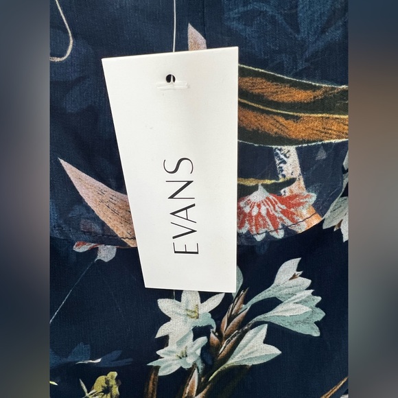 EVANS Woman’s Plus Size Colette Dress 
Cobalt Blue Floral Sz 20 Never worn. - Picture 8 of 10